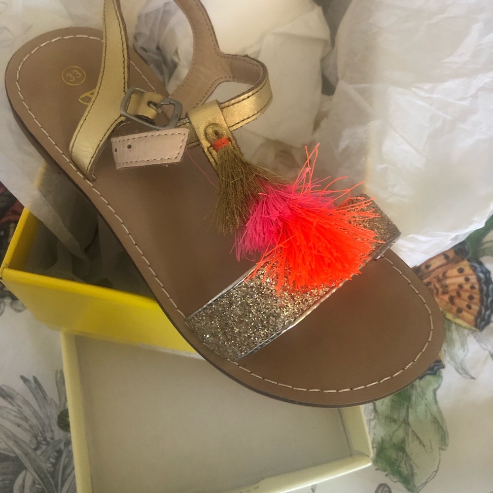Mini Boden Tassel Sandals - gorgeous!!! Rare and sold out immediately.